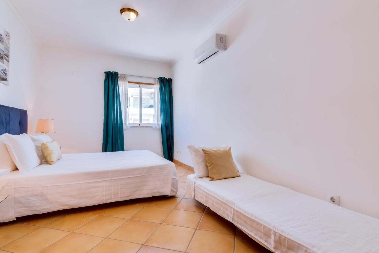 AL - Colina Beach Holidays Quarteira Exterior foto